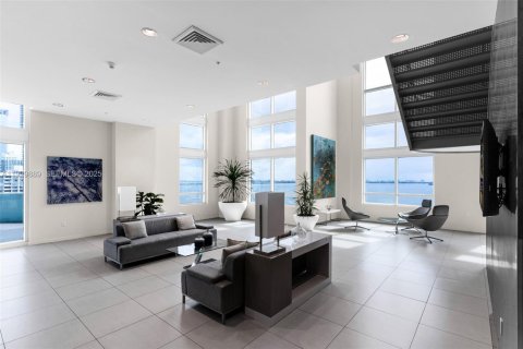 Condominio en venta en Miami, Florida, 1 dormitorio, 70.88 m2 № 1988997 - foto 27