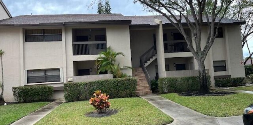 Condo in Coconut Creek, Florida, 2 bedrooms  № 1018100