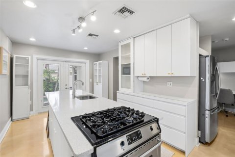 Villa ou maison à louer à Tampa, Floride: 3 chambres, 120.49 m2 № 2386449 - photo 27