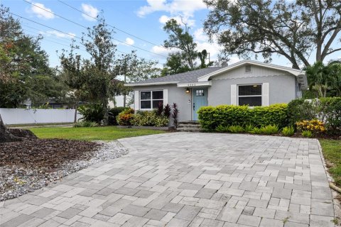 Villa ou maison à louer à Tampa, Floride: 3 chambres, 120.49 m2 № 2386449 - photo 3