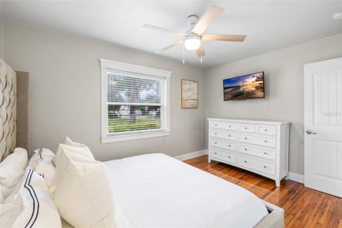 Villa ou maison à louer à Tampa, Floride: 3 chambres, 120.49 m2 № 2386449 - photo 13
