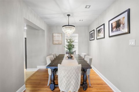 Villa ou maison à louer à Tampa, Floride: 3 chambres, 120.49 m2 № 2386449 - photo 9