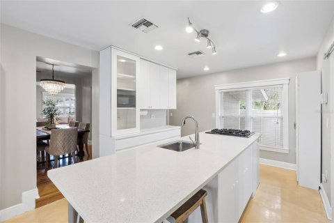 Villa ou maison à louer à Tampa, Floride: 3 chambres, 120.49 m2 № 2386449 - photo 30