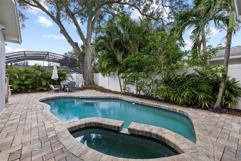 Villa ou maison à louer à Tampa, Floride: 3 chambres, 120.49 m2 № 2386449 - photo 4