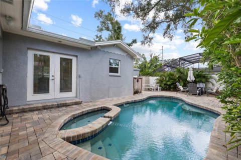 Villa ou maison à louer à Tampa, Floride: 3 chambres, 120.49 m2 № 2386449 - photo 28