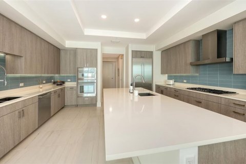 Condo in Sarasota, Florida, 3 bedrooms  № 2209365 - photo 21
