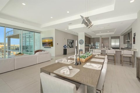 Condo in Sarasota, Florida, 3 bedrooms  № 2209365 - photo 18