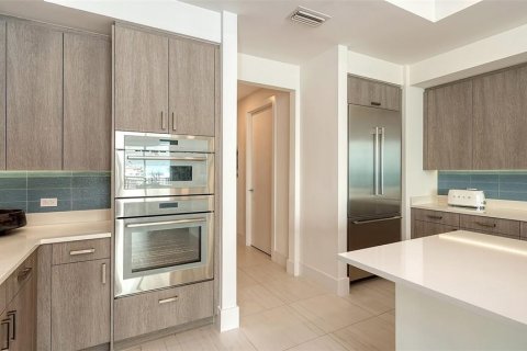 Condo in Sarasota, Florida, 3 bedrooms  № 2209365 - photo 24