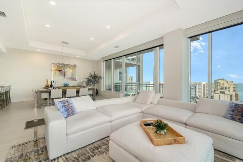 Condo in Sarasota, Florida, 3 bedrooms  № 2209365 - photo 12