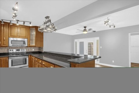 Townhouse in Maitland, Florida 2 bedrooms, 125.7 sq.m. № 1838856 - photo 22