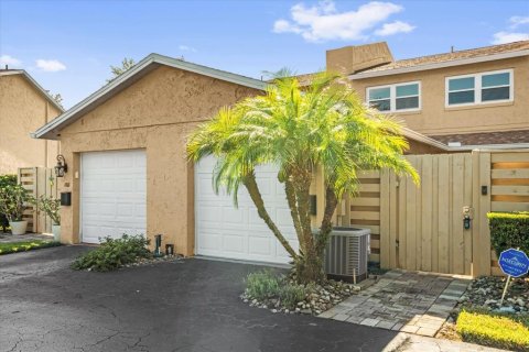 Townhouse in Maitland, Florida 2 bedrooms, 125.7 sq.m. № 1838856 - photo 10