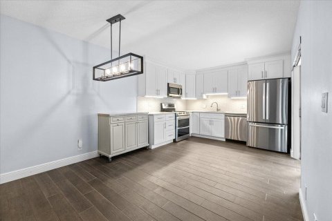 Touwnhouse à louer à Delray Beach, Floride: 2 chambres, 119.66 m2 № 2439396 - photo 2