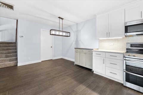 Touwnhouse à louer à Delray Beach, Floride: 2 chambres, 119.66 m2 № 2439396 - photo 7