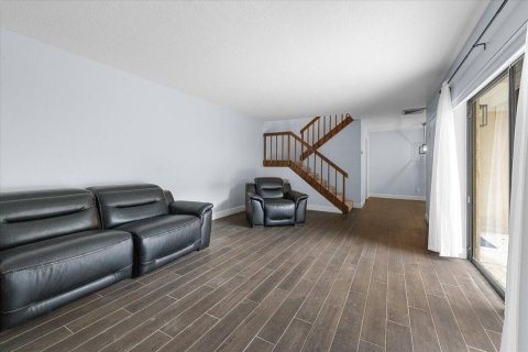 Touwnhouse à louer à Delray Beach, Floride: 2 chambres, 119.66 m2 № 2439396 - photo 12