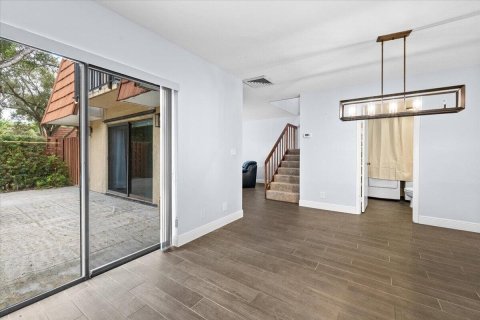 Touwnhouse à louer à Delray Beach, Floride: 2 chambres, 119.66 m2 № 2439396 - photo 4