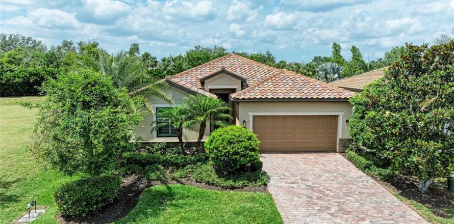Villa ou maison à Bradenton, Floride 4 chambres, 188.31 m2 № 1718826