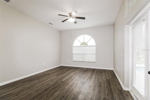 Villa ou maison à vendre à New Port Richey, Floride: 3 chambres, 189.71 m2 № 2329903 - photo 10