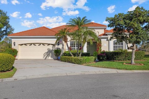Casa en venta en Bradenton, Florida, 4 dormitorios, 214.79 m2 № 1576487 - foto 2