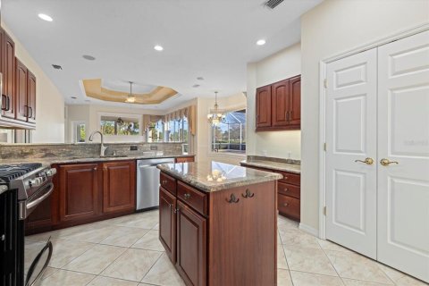 Casa en venta en Bradenton, Florida, 4 dormitorios, 214.79 m2 № 1576487 - foto 5