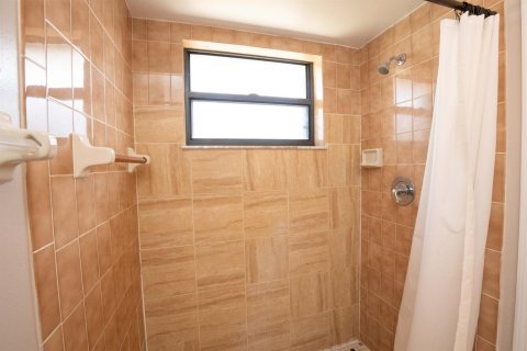 Casa en venta en Port St. Lucie, Florida, 3 dormitorios, 161.46 m2 № 2078278 - foto 18