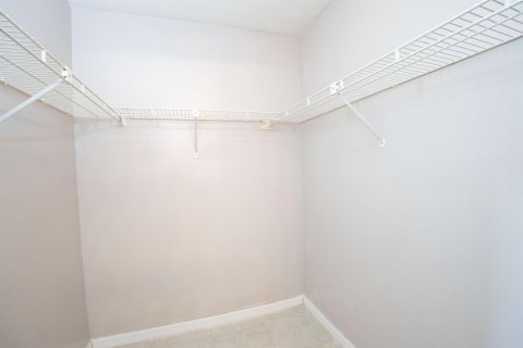 Casa en venta en Port St. Lucie, Florida, 3 dormitorios, 161.46 m2 № 2078278 - foto 20