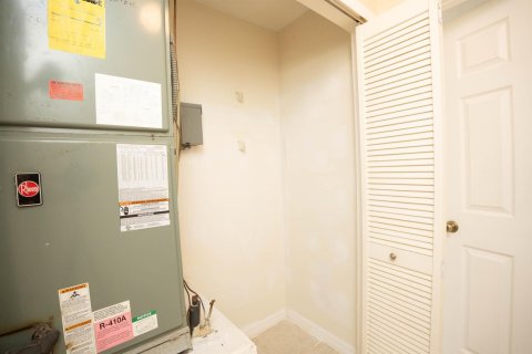 Casa en venta en Port St. Lucie, Florida, 3 dormitorios, 161.46 m2 № 2078278 - foto 26