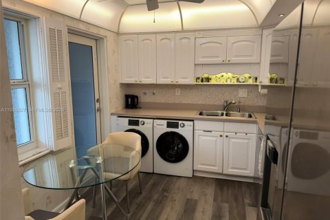 Купить кондоминиум в Форт-Лодердейл, Флорида 2 спальни, 111.95м2, № 1997630 - фото 22