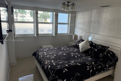 Купить кондоминиум в Форт-Лодердейл, Флорида 2 спальни, 111.95м2, № 1997630 - фото 20