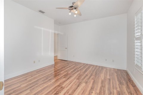 House in Winter Park, Florida 4 bedrooms, 323.11 sq.m. № 1796179 - photo 25