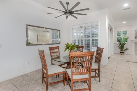 House in Winter Park, Florida 4 bedrooms, 323.11 sq.m. № 1796179 - photo 11