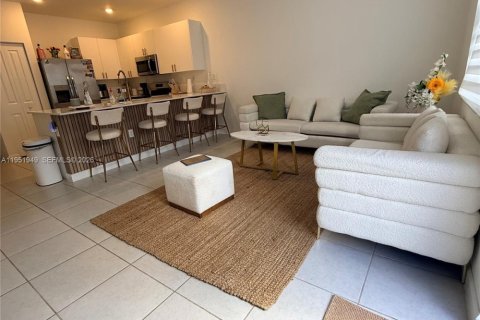 Adosado en alquiler en Homestead, Florida, 3 dormitorios, 129.41 m2 № 2006327 - foto 10