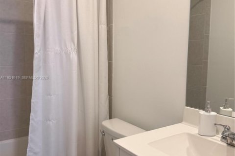 Adosado en alquiler en Homestead, Florida, 3 dormitorios, 129.41 m2 № 2006327 - foto 20