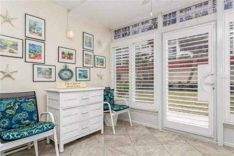 Condo in Venice, Florida, 2 bedrooms  № 1557482 - photo 26