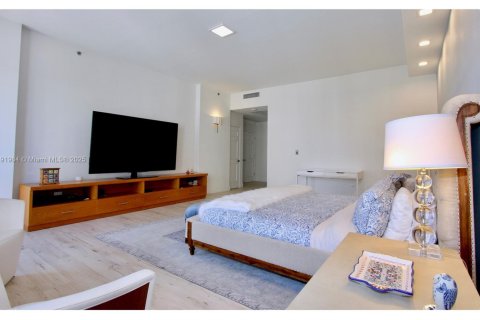 Condo in Aventura, Florida, 4 bedrooms  № 1943952 - photo 28
