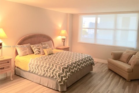 Снять в аренду кондоминиум в Майами-Бич, Флорида 1 спальня, 96.8м2, № 1999717 - фото 6