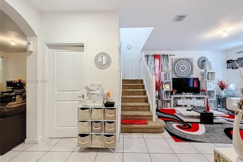 Villa ou maison à vendre à Homestead, Floride: 4 chambres, 210.33 m2 № 1992342 - photo 16