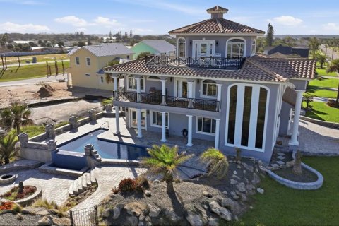 Casa en Ormond Beach, Florida 3 dormitorios, 341.6 m2 № 2124161