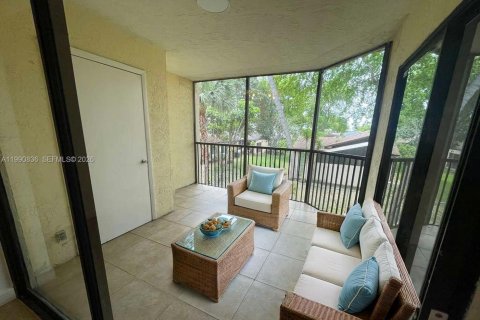 Condo in Miramar, Florida, 2 bedrooms № 2056406 - photo 9
