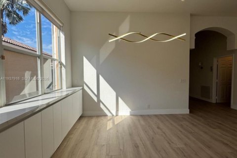 Casa en venta en Delray Beach, Florida, 3 dormitorios, 187.76 m2 № 1998419 - foto 11