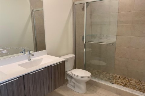 Copropriété à louer à Doral, Floride: 3 chambres, 125.14 m2 № 1969272 - photo 10