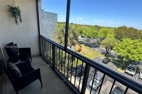 Купить кондоминиум в Майами, Флорида 2 спальни, 94.76м2, № 2050308 - фото 28