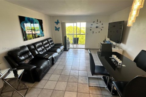 Купить кондоминиум в Майами, Флорида 2 спальни, 94.76м2, № 2050308 - фото 13