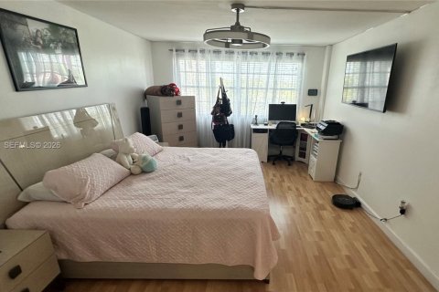 Купить кондоминиум в Майами, Флорида 2 спальни, 94.76м2, № 2050308 - фото 19