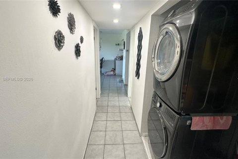 Купить кондоминиум в Майами, Флорида 2 спальни, 94.76м2, № 2050308 - фото 23