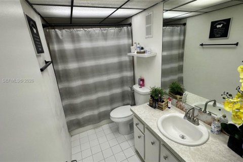 Купить кондоминиум в Майами, Флорида 2 спальни, 94.76м2, № 2050308 - фото 16