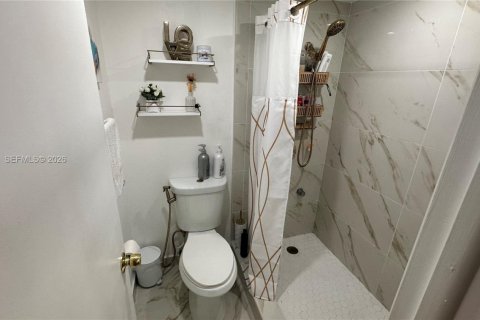 Купить кондоминиум в Майами, Флорида 2 спальни, 94.76м2, № 2050308 - фото 21