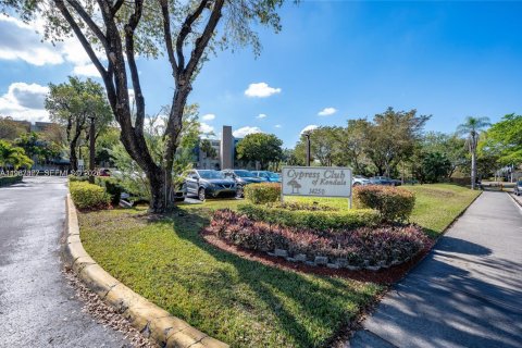 Купить кондоминиум в Майами, Флорида 2 спальни, 94.76м2, № 2050308 - фото 4