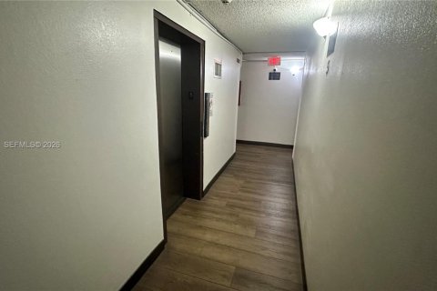 Купить кондоминиум в Майами, Флорида 2 спальни, 94.76м2, № 2050308 - фото 7