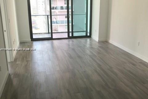 Condo in Miami, Florida, 2 bedrooms  № 1944120 - photo 4