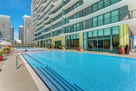 Condo in Miami, Florida, 2 bedrooms  № 1944120 - photo 23